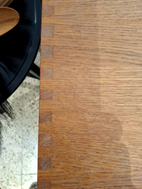 Mogens Koch reol, Eg